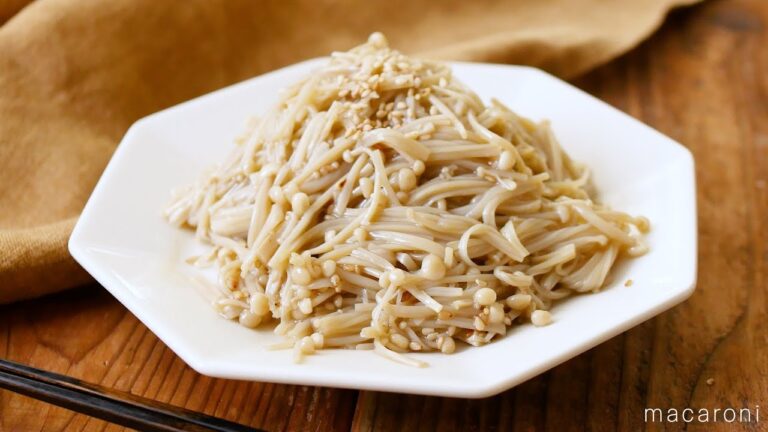 【えのきのうま塩ナムル】レンジでできるお手軽副菜！食材はえのきだけ1つ♪｜macaroni（マカロニ）