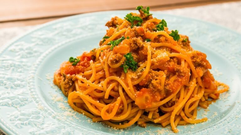 フライパンひとつで！濃厚ミートソースパスタ