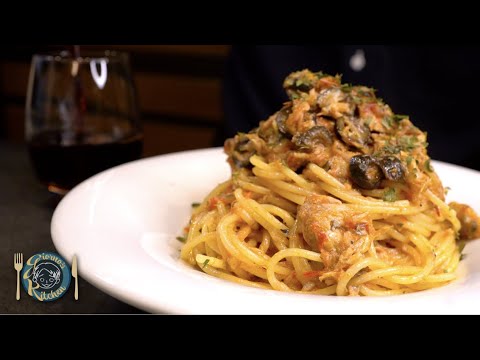 【是非一度は作って頂きたい】サバ缶とトマトで作る究極のパスタ【簡単レシピ】