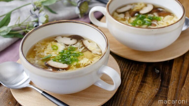 【しいたけと卵の中華スープ】ふわふわ卵がたまらない！簡単スープレシピ♪｜macaroni（マカロニ）