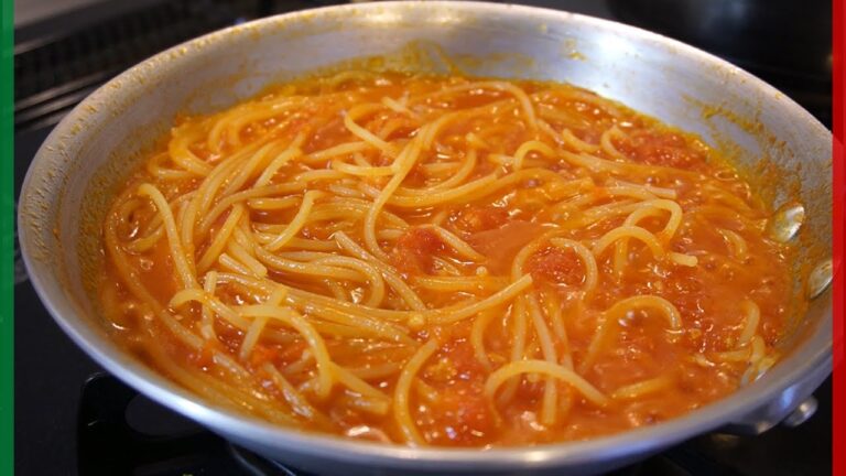 【イタリア現地の賄い料理】一番おいしいトマトソースの作り方【Spaghetti alla Corte d’assisi】