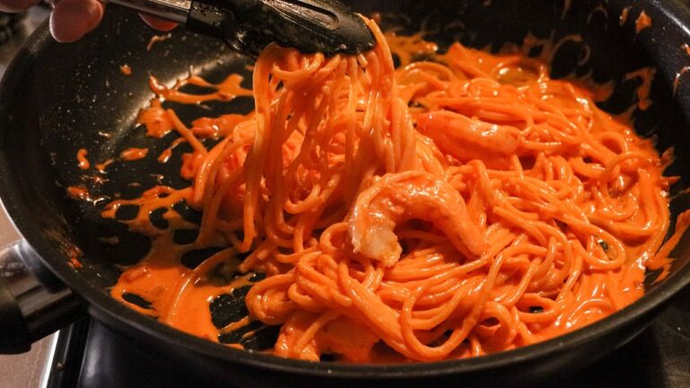【トマトクリームパスタ】３つの材料で簡単で美味しいパスタは作れます