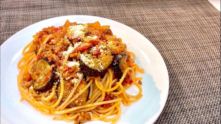 トマト缶で作る絶品ナスのミートソースパスタ