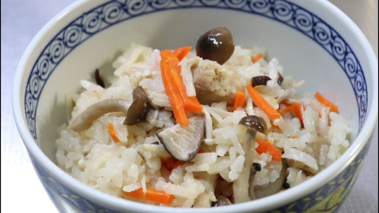 鶏ときのこの炊き込みご飯【料理】
