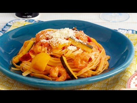 えびと夏野菜のトマトクリームパスタ