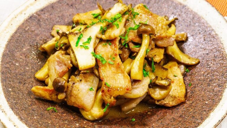 ボリュームごはん！豚ロース肉のきのこバターしょうゆ