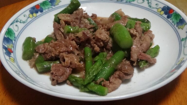 超簡単！超美味しい！【牛肉とアスパラガスのオイスターソース炒め】ご飯もお酒もすすみます！