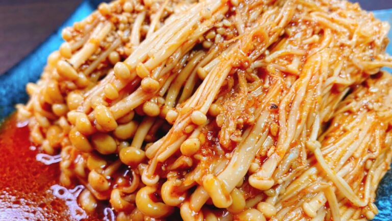 【絶品おつまみ】ただチンするだけで超旨い!! ご飯とお酒が鬼すすむ♪『やみつき鬼旨えのき』Making SPICY ENOKI MUSHROOM【作り置き／糖質制限／低糖質レシピ】