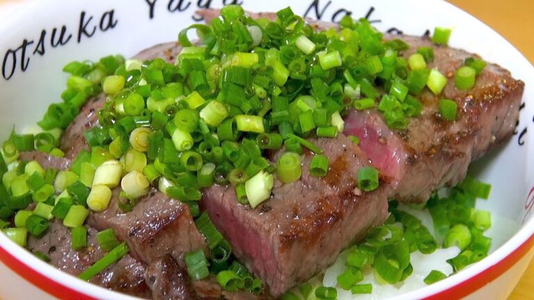 【閲覧注意】極上ステーキ。ネギまみれ丼。