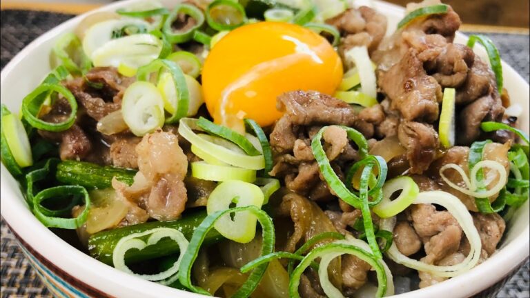 【ガッツリスタミナ丼】 超簡単！豚肉でガッツリ男のスタミナ丼作ってみた！