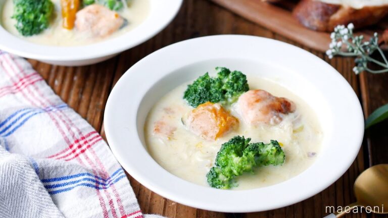 【鮭とかぼちゃのクリームシチュー】ワンパンで簡単本格シチュー！食材の旨味いっぱい♪