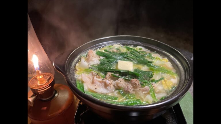 【キャンプ飯】豚と白菜の味噌バター鍋
