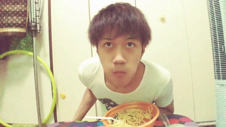 ファミリーマート【柚子コショウと豚肉の和風パスタ】食べてみた！