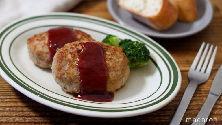 【えのきでかさましハンバーグの作り方】ふんわり仕上がる！節約にもなるおすすめレシピ