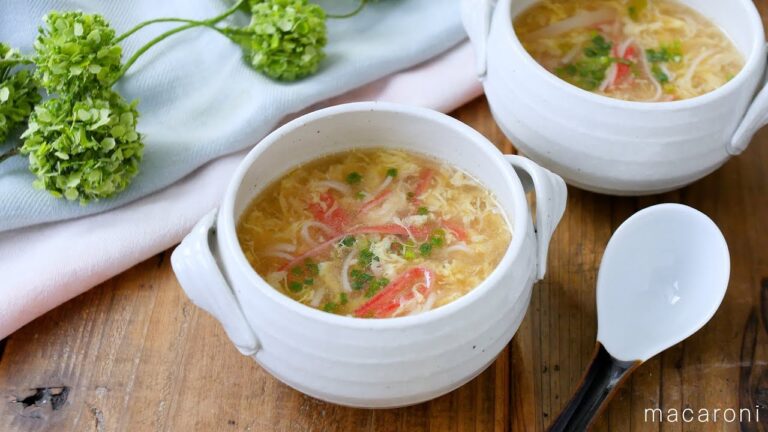 【カニカマのかきたまスープ】ふわふわとろっ！体が温まる♪｜macaroni（マカロニ）