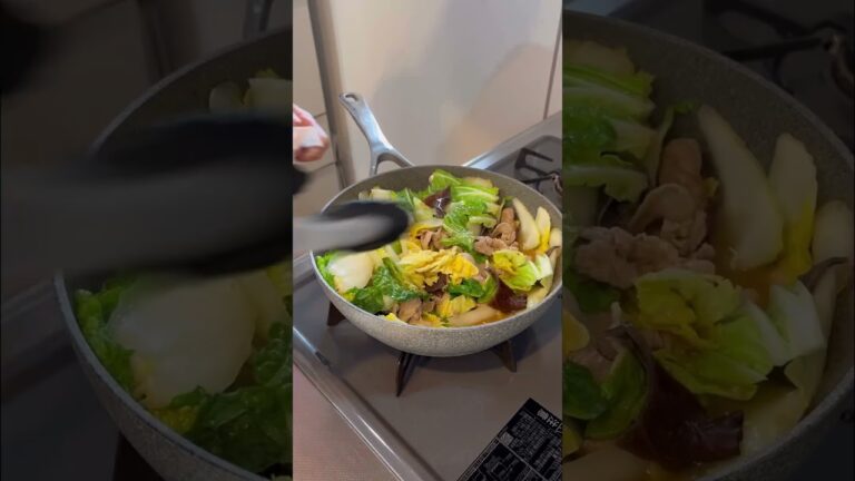 ＼野菜たっぷりスピードおかず／白菜と豚肉の味噌坦々 レシピはコメント欄に記載 #shorts