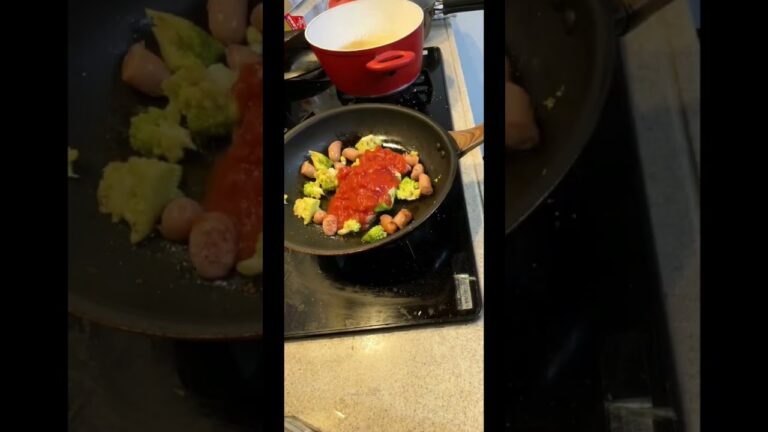 【トマト缶とコンソメとチーズだけ！簡単パスタ】ポモドーロ✿#shorts #cooking #cook #料理 #料理動画 #パスタ #pasta #リメイク #ごはん #レシピ #おうちごはん