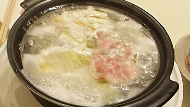 豚バラと白菜の塩鍋