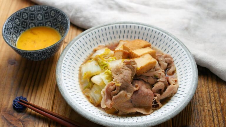 ごはんがすすむ♪白菜と豚肉のすき焼き風炒め