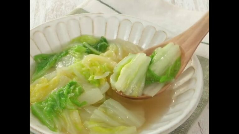 白菜だけの鶏ガラスープ煮