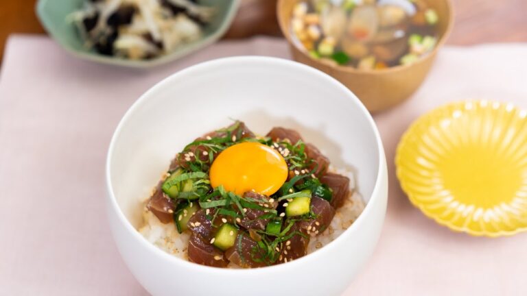 漬けて美味しい♪まぐろの韓国風ポキ丼