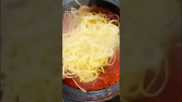 88円トマト缶でめちゃ旨パスタ #shorts