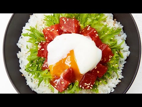 まぐろのコリアンユッケどんぶり