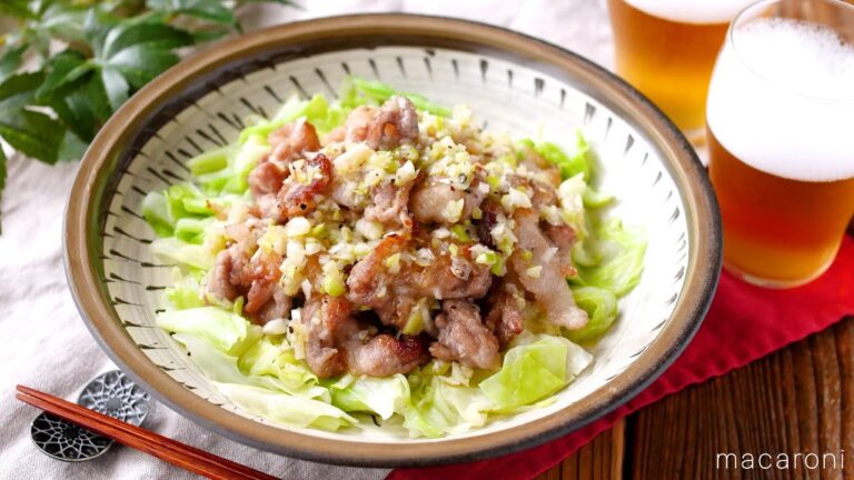 【カリカリ豚とキャベツの旨塩レモンだれ】豚こま肉とキャベツで簡単！節約レシピ♪｜macaroni（マカロニ）