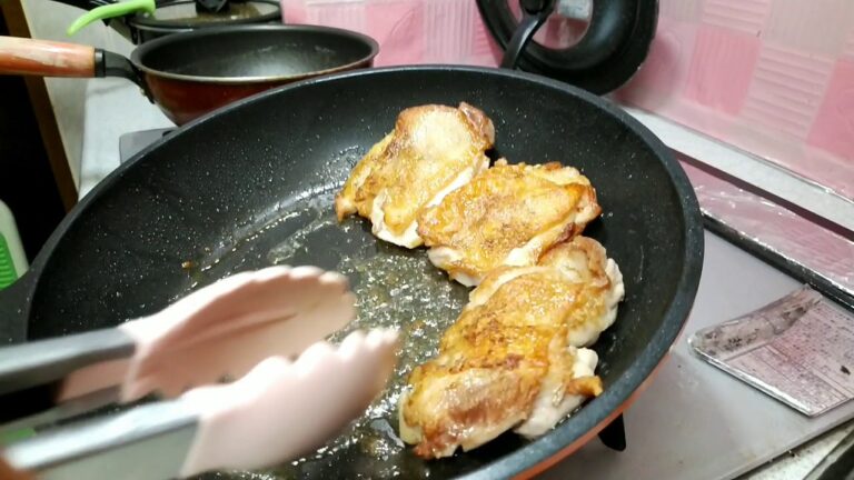 チキンソテー バターソース