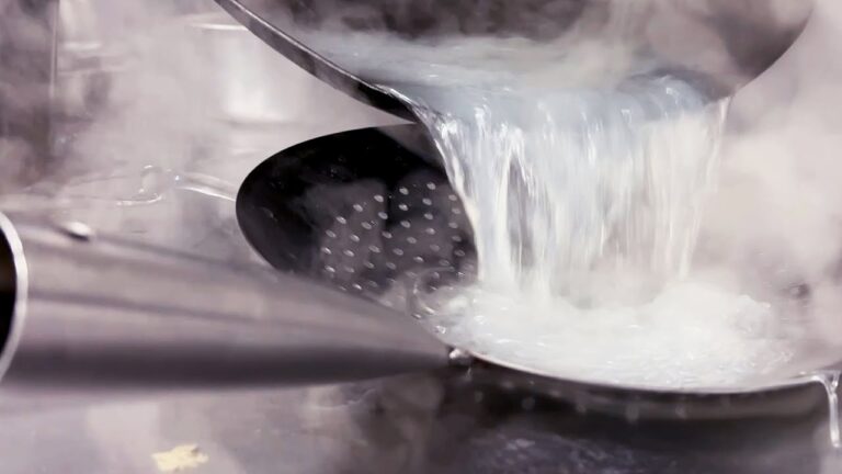 【中華料理店のまかない】春雨の炒めチャプチェ風　Stir-fried vermicelli jabchae style