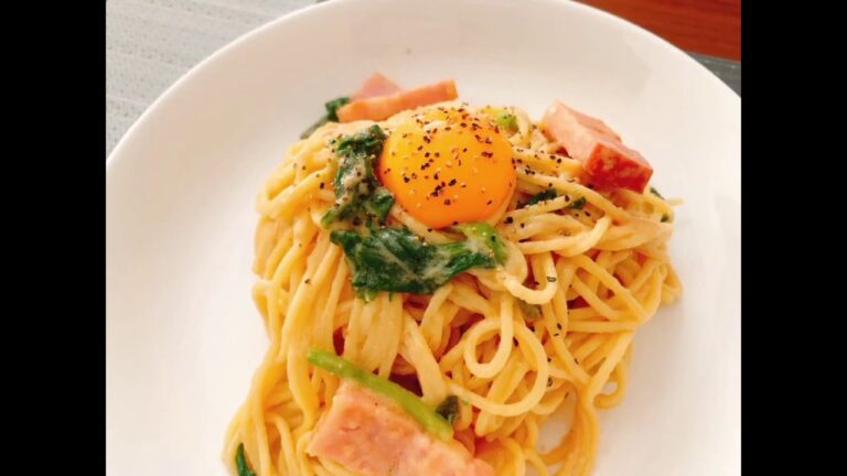 【激うま！】超簡単！ほうれん草とベーコンのクリームパスタ