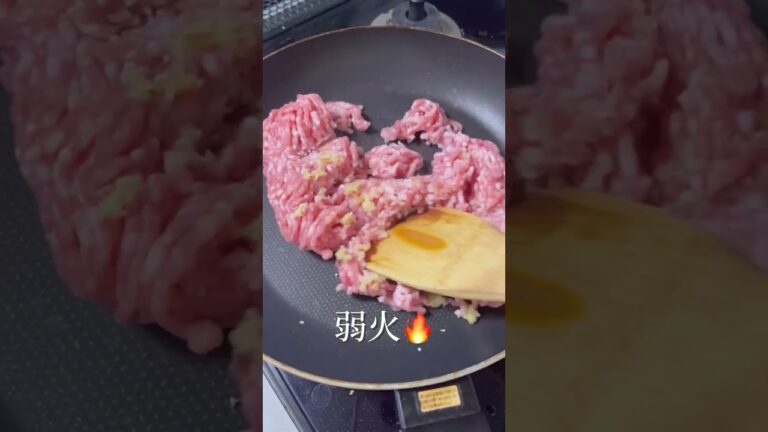 旬の白菜で冬の胃袋わしづかみ。包丁不要のとろりあんかけ　#ワンパンレシピ