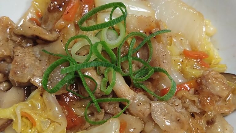 今日の夜ごはんシリーズ☆豚バラ白菜と具だくさんみそ汁!#夜ごはん #晩ごはん #夕食 #美味しい #おいしい #shorts