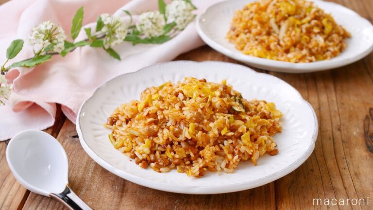 【納豆キムチチャーハン】旨辛やみつき！納豆とキムチが相性抜群♪｜macaroni（マカロニ）