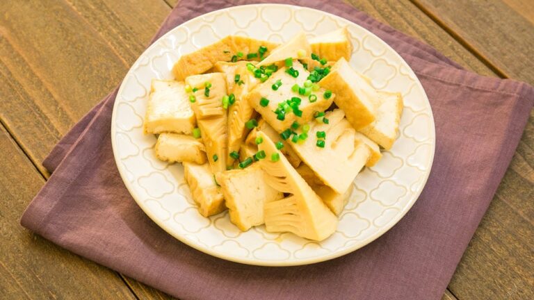 たけのこと厚揚げのめんつゆ炒め