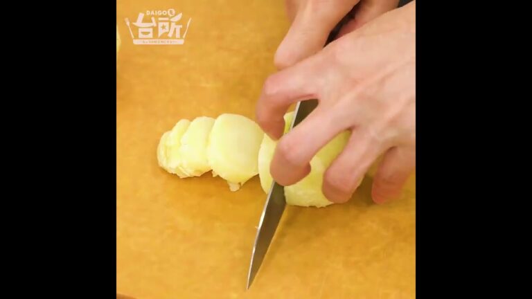 【DAIGOも台所】豚こまとじゃがいもの塩ダレ炒め｜塩味であっさり♪