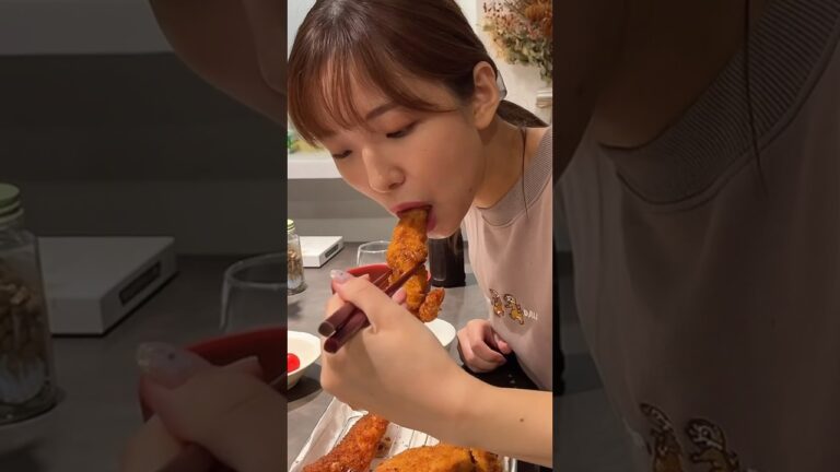 【99%知らない】妻の巨大海老フライの作り方が天才すぎたwww