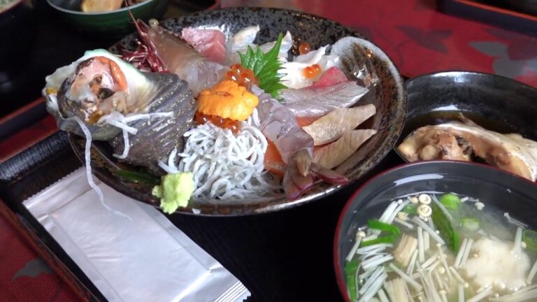 海鮮どんやの特上海鮮丼
