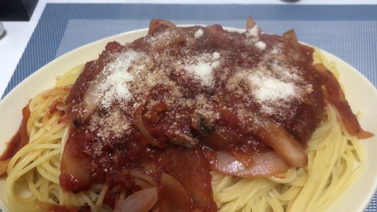 サバ缶トマトパスタを作りました