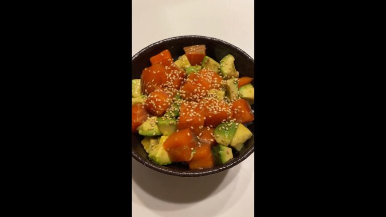 本気で痩せたきゃこれ食っとけ【サーモンアボカド丼】#Shorts