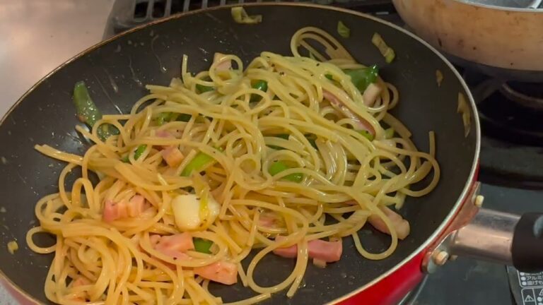 ねぎとの相性最高！！ベーコン和風バター醤油パスタの作り方！！！