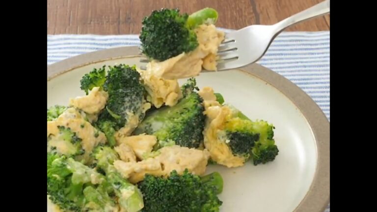 レンジでブロッコリーと卵のコンソメマヨサラダ