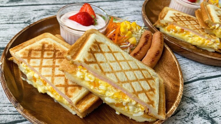 サラリーマンが出勤前に作る朝ごはん【卵ホットサンド】
