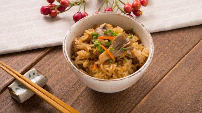 ゆずこしょう香る♪豚とまいたけの炊き込みごはん