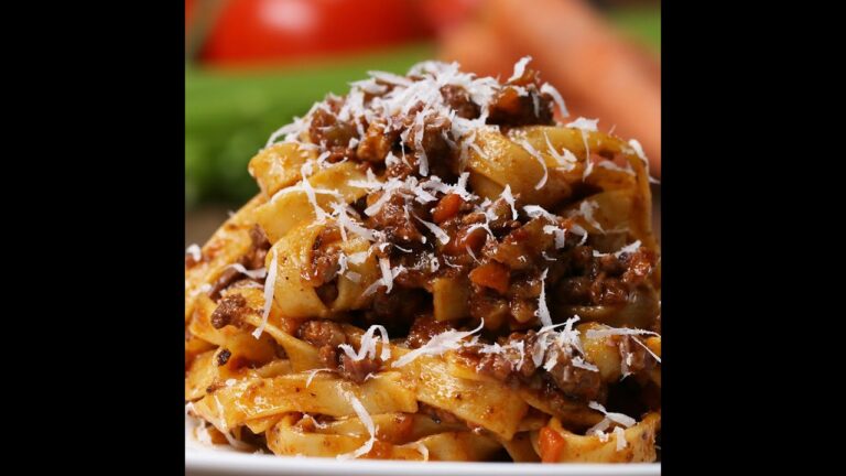 つくりおきにも！コトコト煮込んだミートソースパスタ