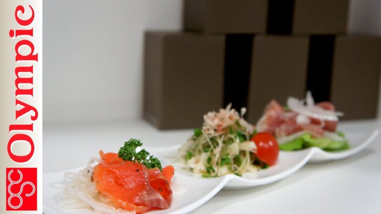 オリンピックの超簡単レシピ　新玉ねぎサラダ三種盛り(ブロッコリープラウト、スモークサーモン、生ハム)の作り方