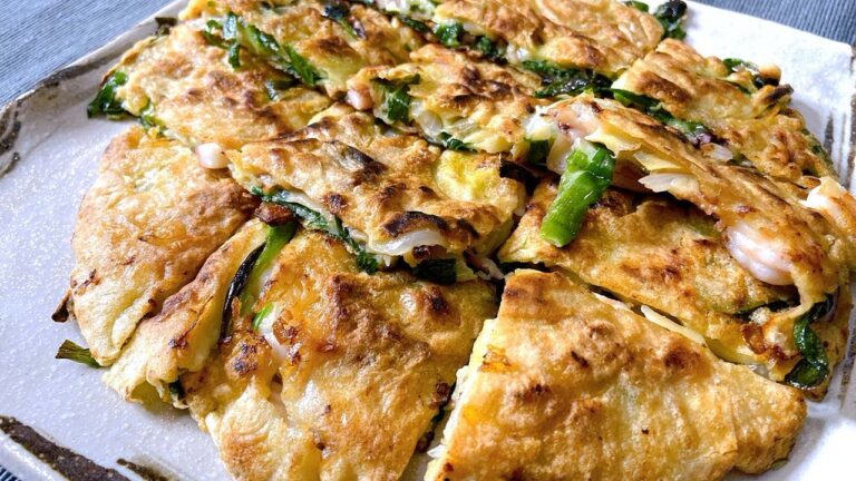 チヂミの作り方｜簡単タレでカリっとモッチリ大量のニラを食べよう
