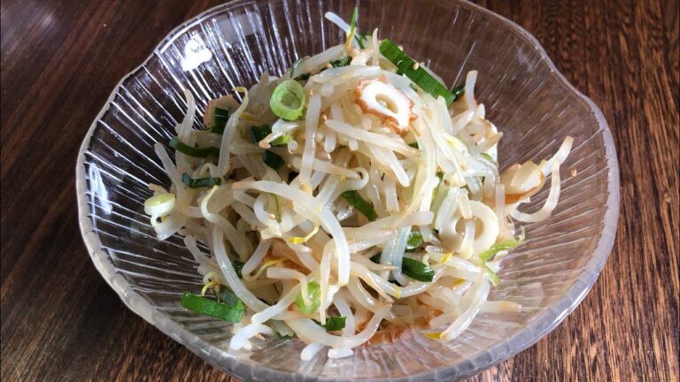 【もやしレシピ】コスパ良し‼︎調理簡単‼︎〜もやしとちくわの和え物〜