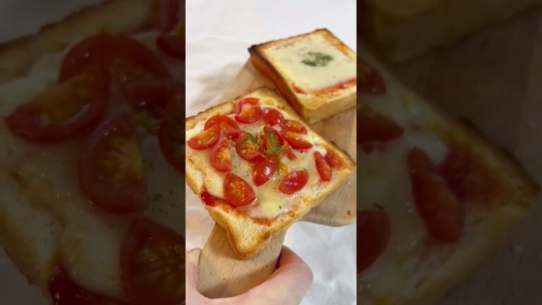 材料４つ！トマトチーズトースト｜tomato cheese toast #shorts