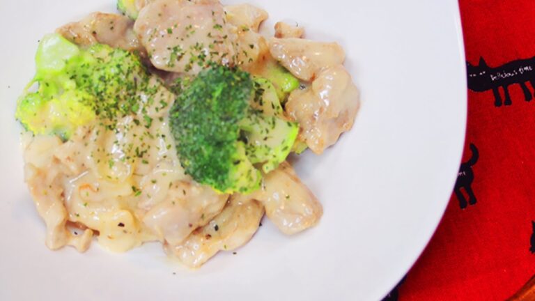 鶏肉のクリーム煮の作り方 - How to make Japanese Cream Stew With Chicken and Broccoli